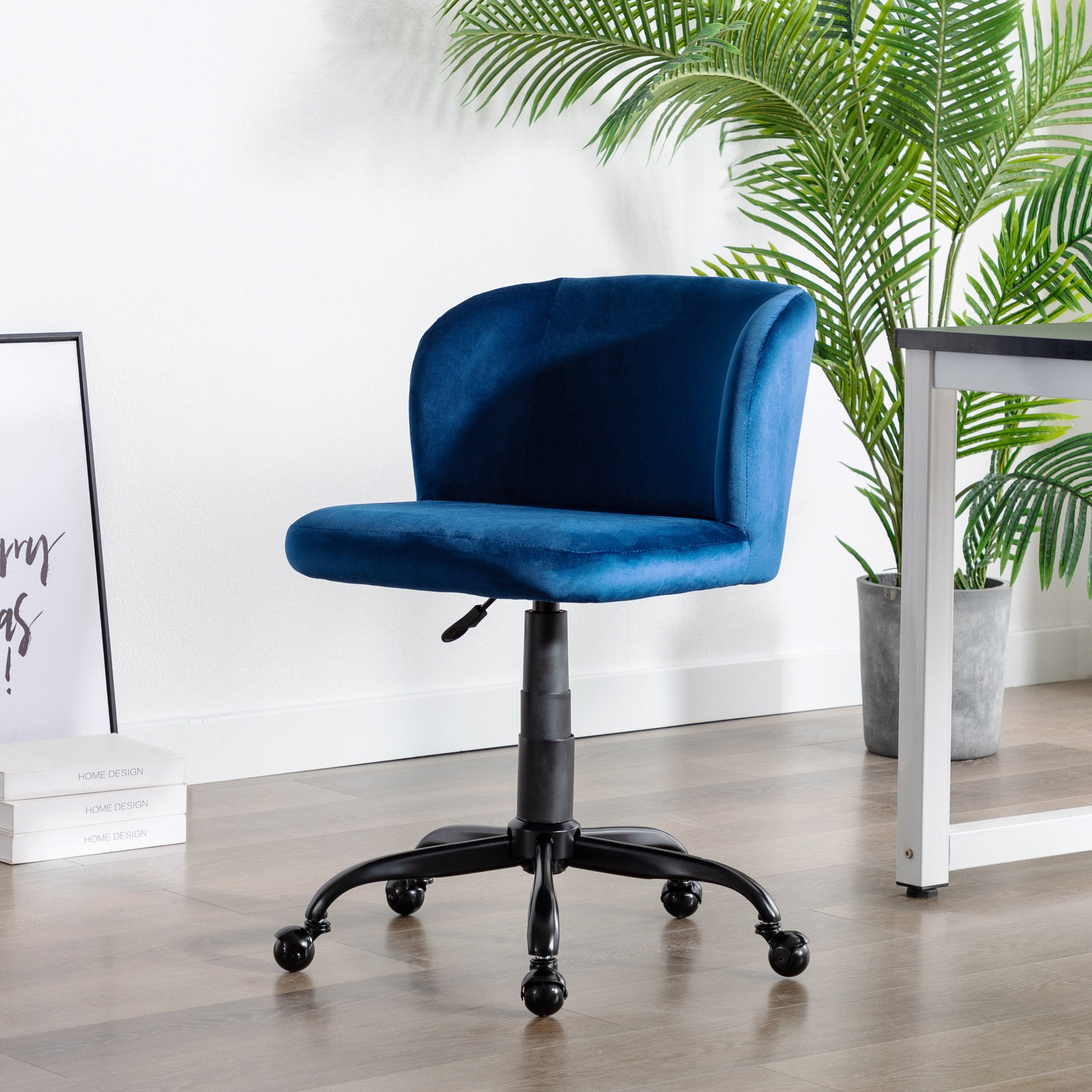  Fancy Office Chairs That Are Bang On Trend 
