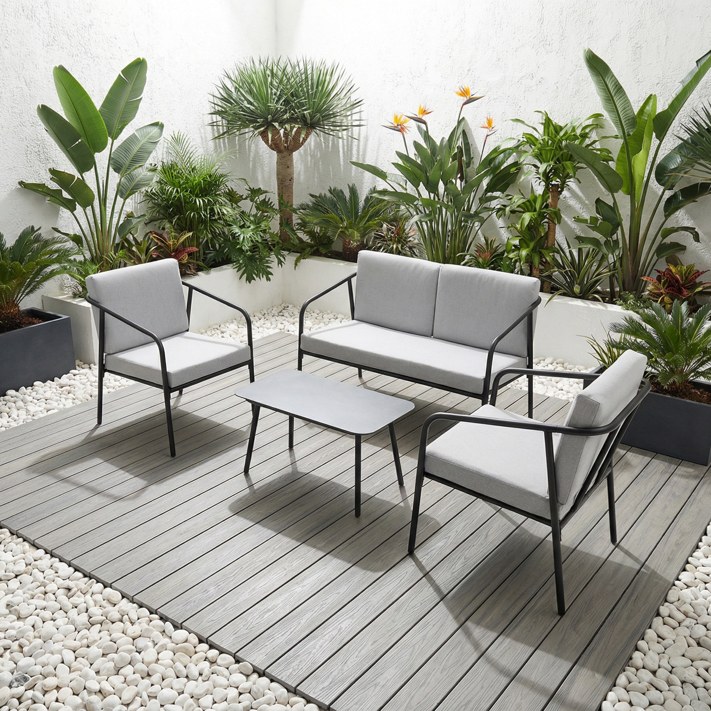  Looking for garden furniture for a small patio? 