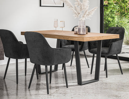 How much space do you need around a dining table?